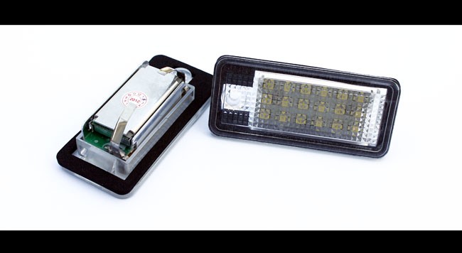 Audi A3 S3 A4 S4 RS4 8E 8H B7 LED Kennzeichen Beleuchtung Nummernschild S Line